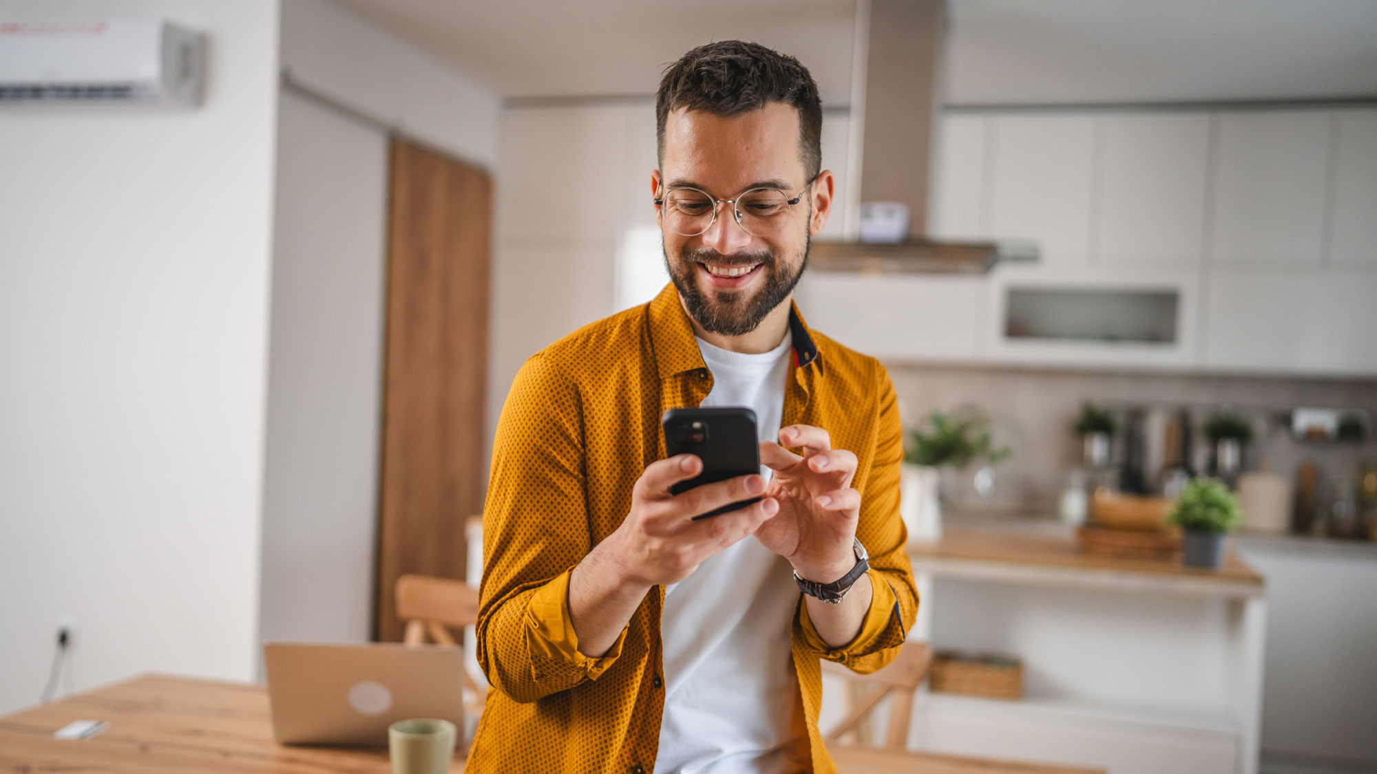 Keep hackers guessing: a guide to super-strong passwords